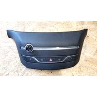 Peugeot 308 II Kezelőpanel