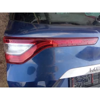 Renault Megane IV Grandtour Bal hátsó belső lámpa