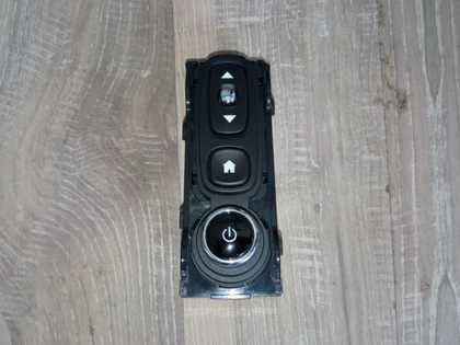 Renault Clio IV Navigáció kezelőpanel