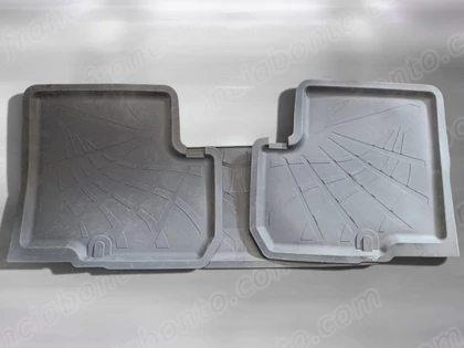Dacia Dokker / Lodgy Hátsó gumiszőnyeg szett