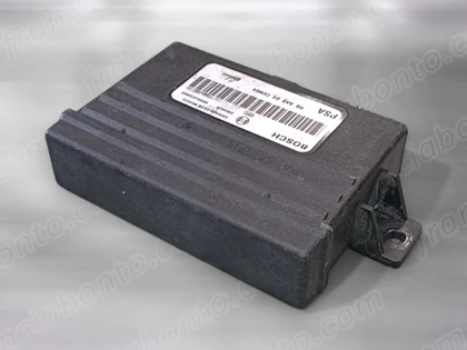 Citroen / Peugeot BOSCH Tolatóradar elektronika