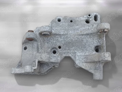 Citroen / Peugeot 1.4 / 1.6 16v Generátor / Szervószivattyú tartóbak
