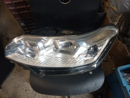 Citroen C5 III Ráncfelvarrott Bal fényszóró
