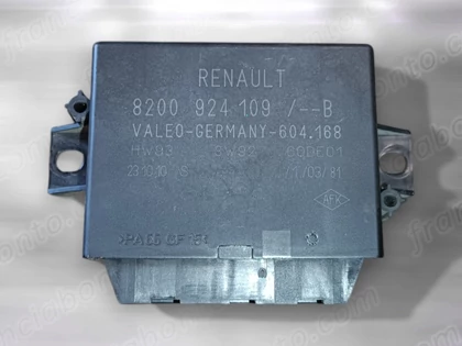 Renault Kangoo II Valeo Tolatóradar elektronika