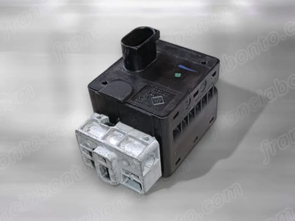 Renault Valeo Elektromos kormányzár