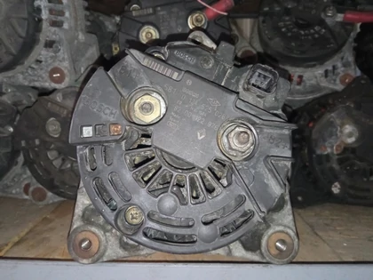 Renault 1.5 DCI BOSCH 150A Generátor