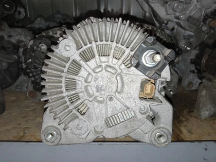 Renault 1.5 DCI Mitsubishi 210A Generátor