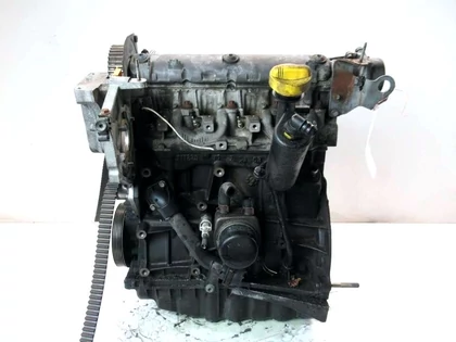Renault 1.9 DCI Motor (fűzött blokk hengerfejjel)