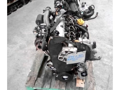 Renault 1.9 DCI Motor (fűzött blokk hengerfejjel)