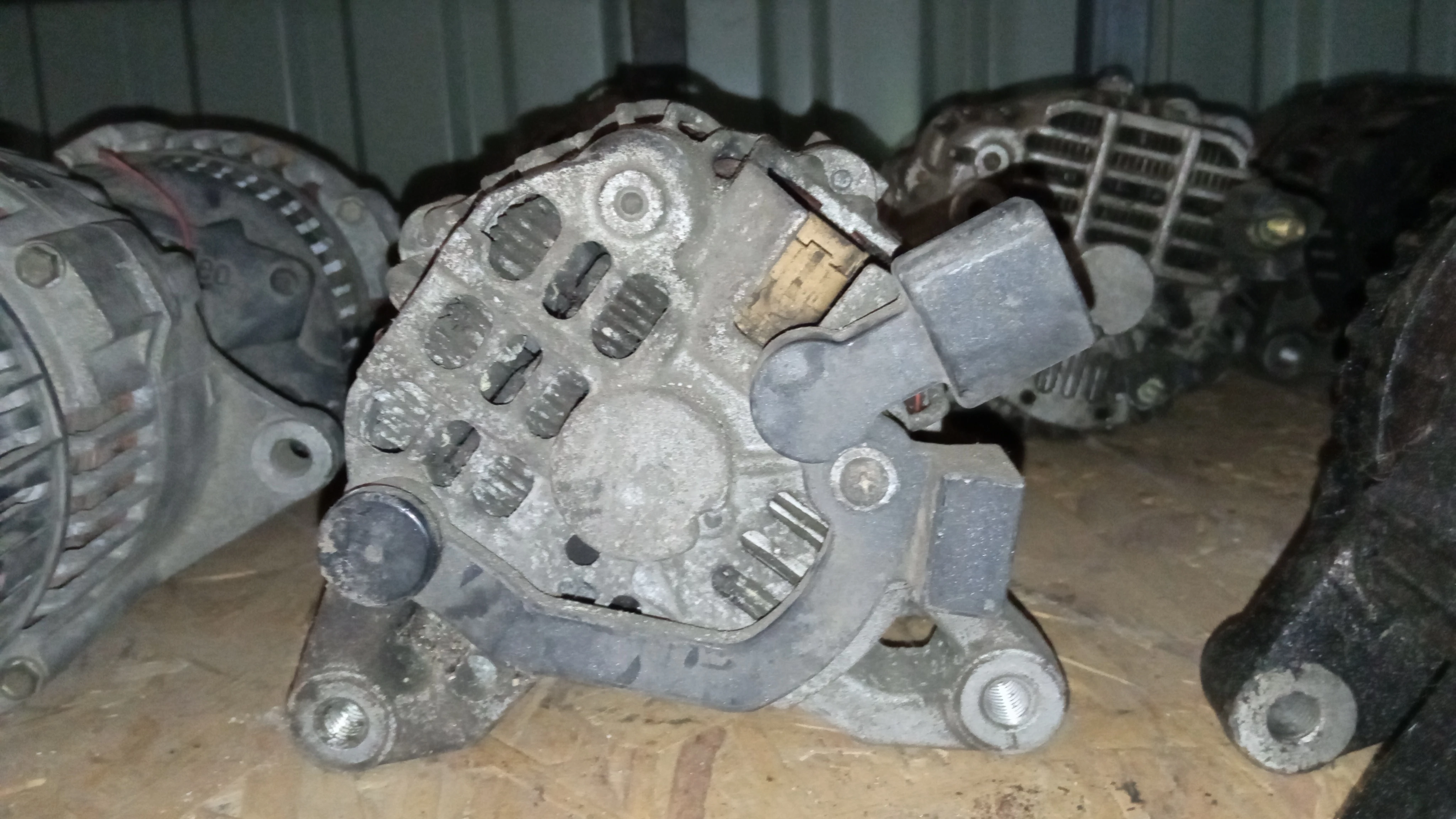Citroen / Peugeot 1.4 / 1.6 16v / 1.9D Mitsubishi CL7 Generátor