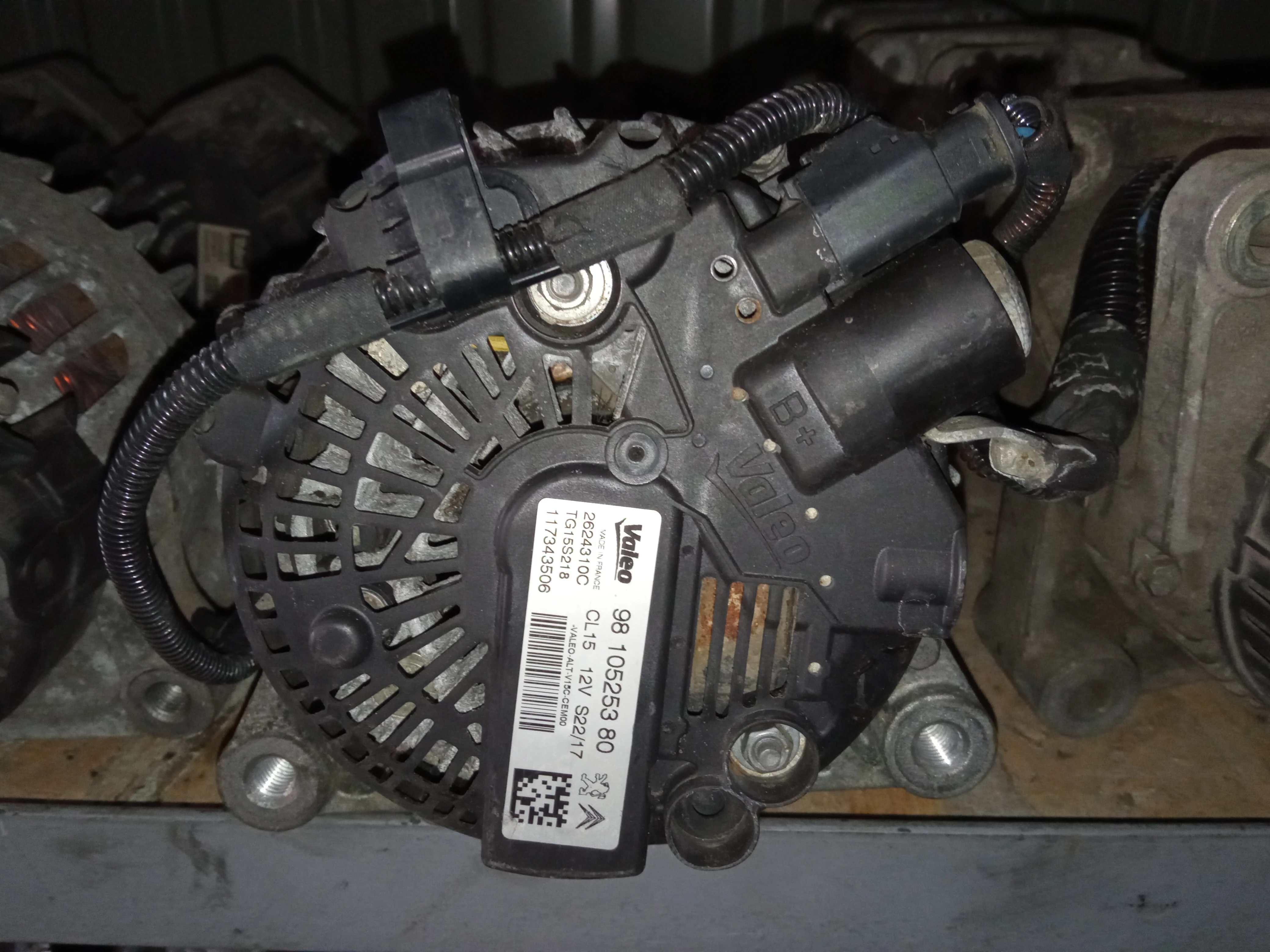Citroen / Peugeot 1.6 EHDI Valeo CL15 Generátor