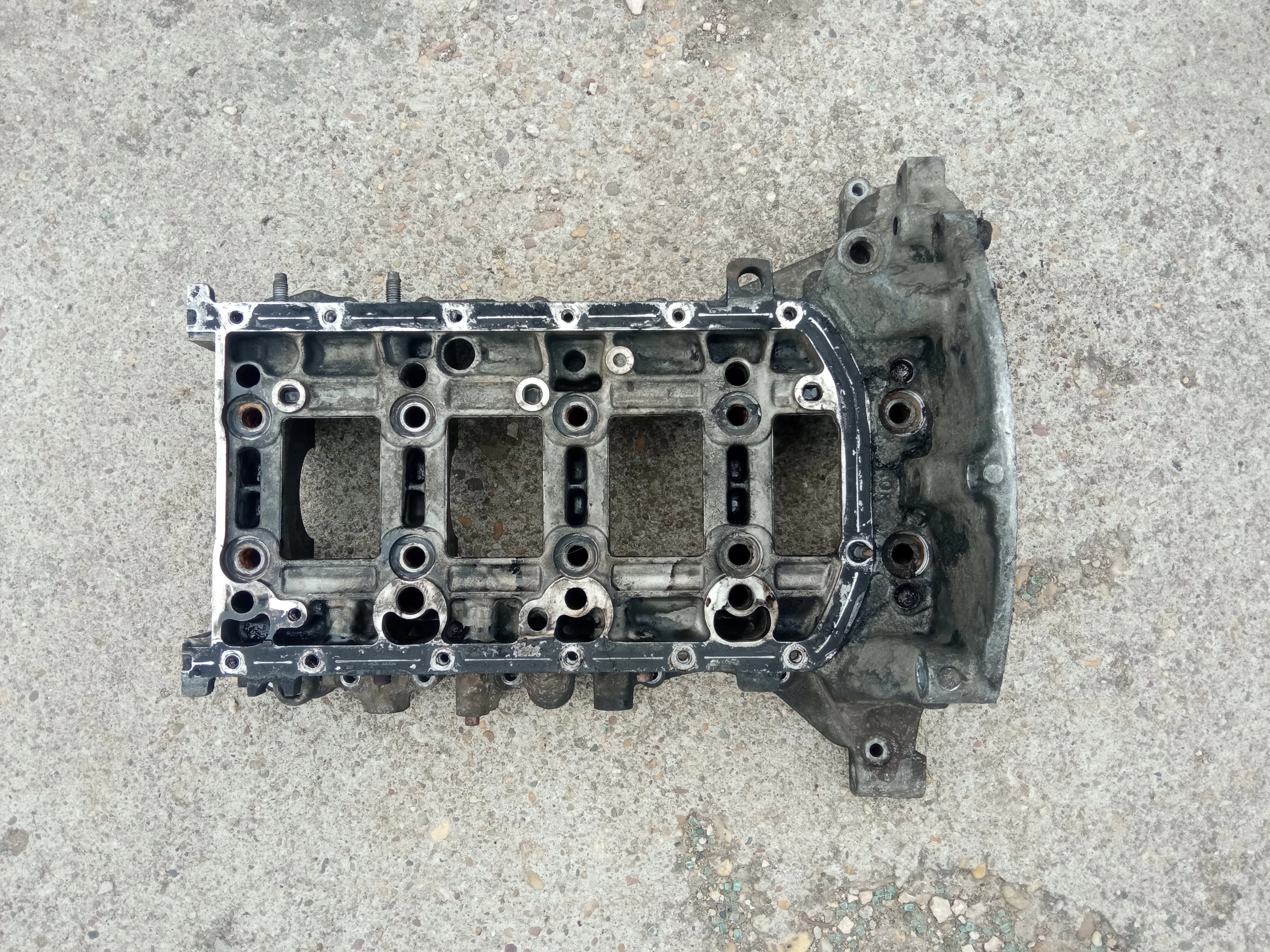 Citroen / Peugeot 1.5 / 1.6 HDI / EHDI / BlueHDI Karter közdarab
