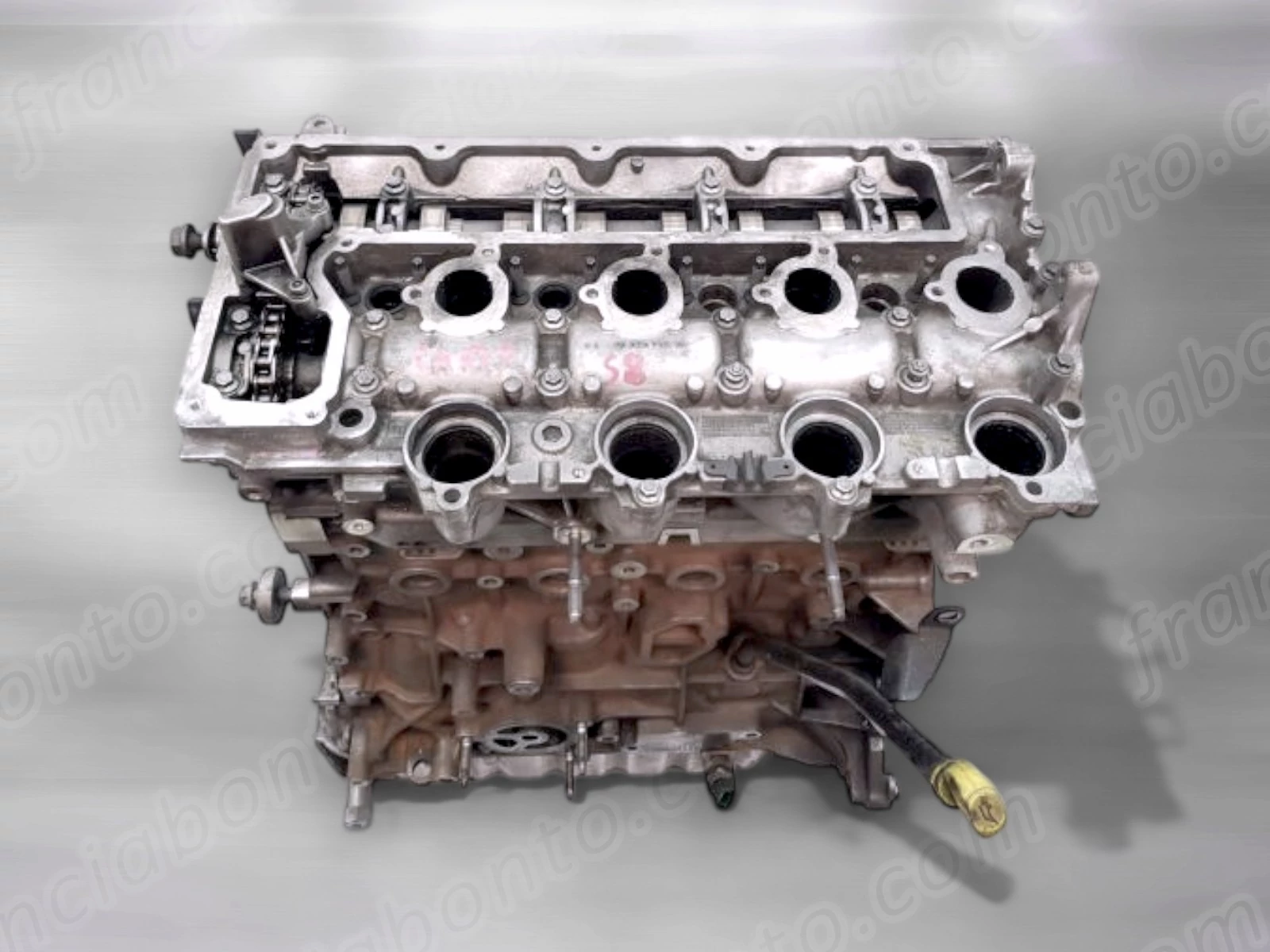 Citroen / Peugeot 2.0 HDI Motor (fűzött blokk hengerfejjel)