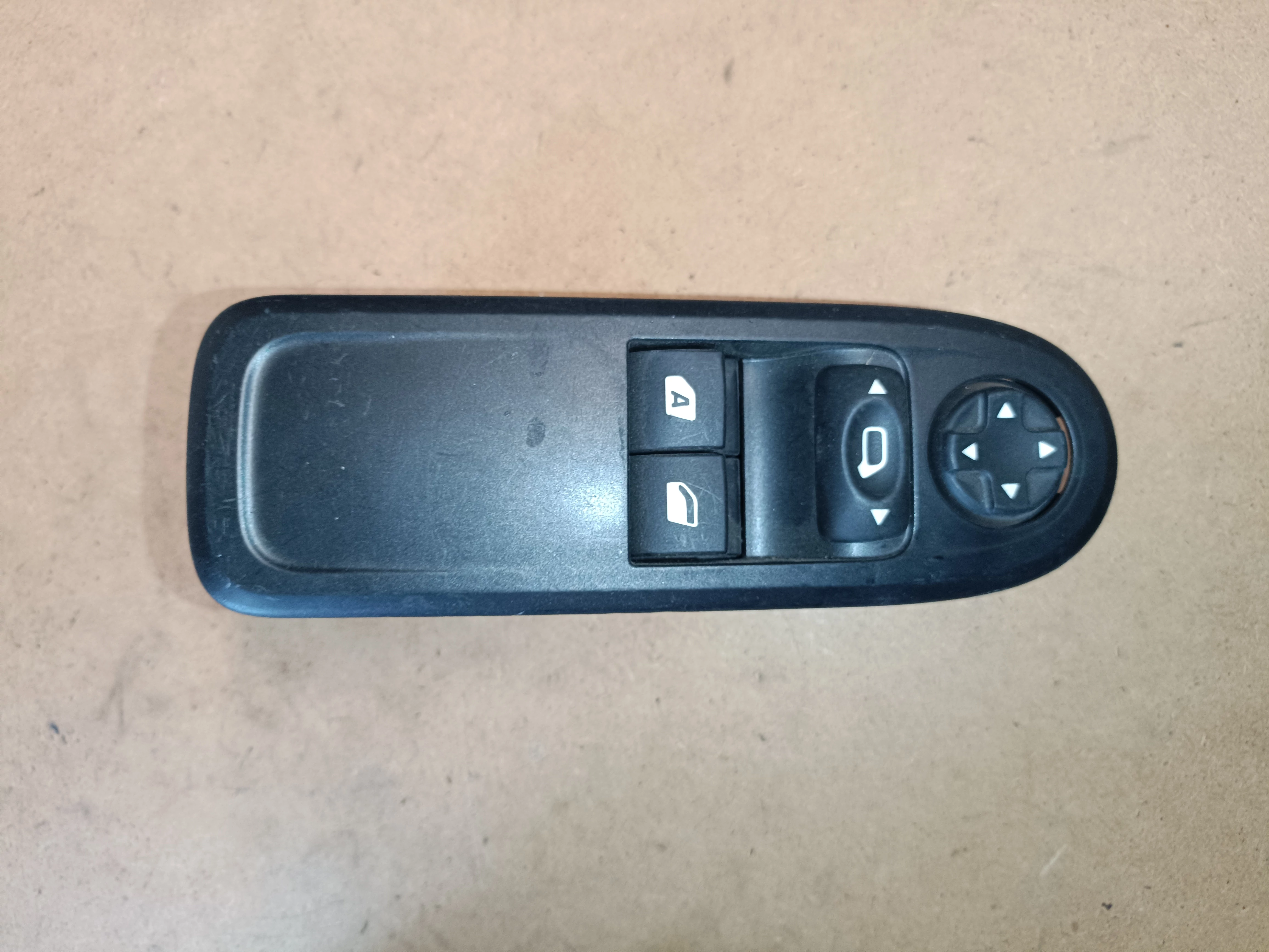 Citroen C3 II DELPHI Ablakemelő kapcsoló (kettes)