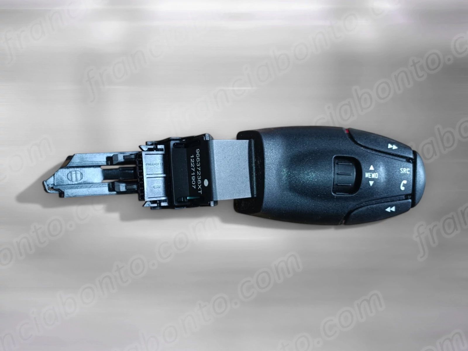 Citroen / Peugeot Rádió vezérlő kapcsoló