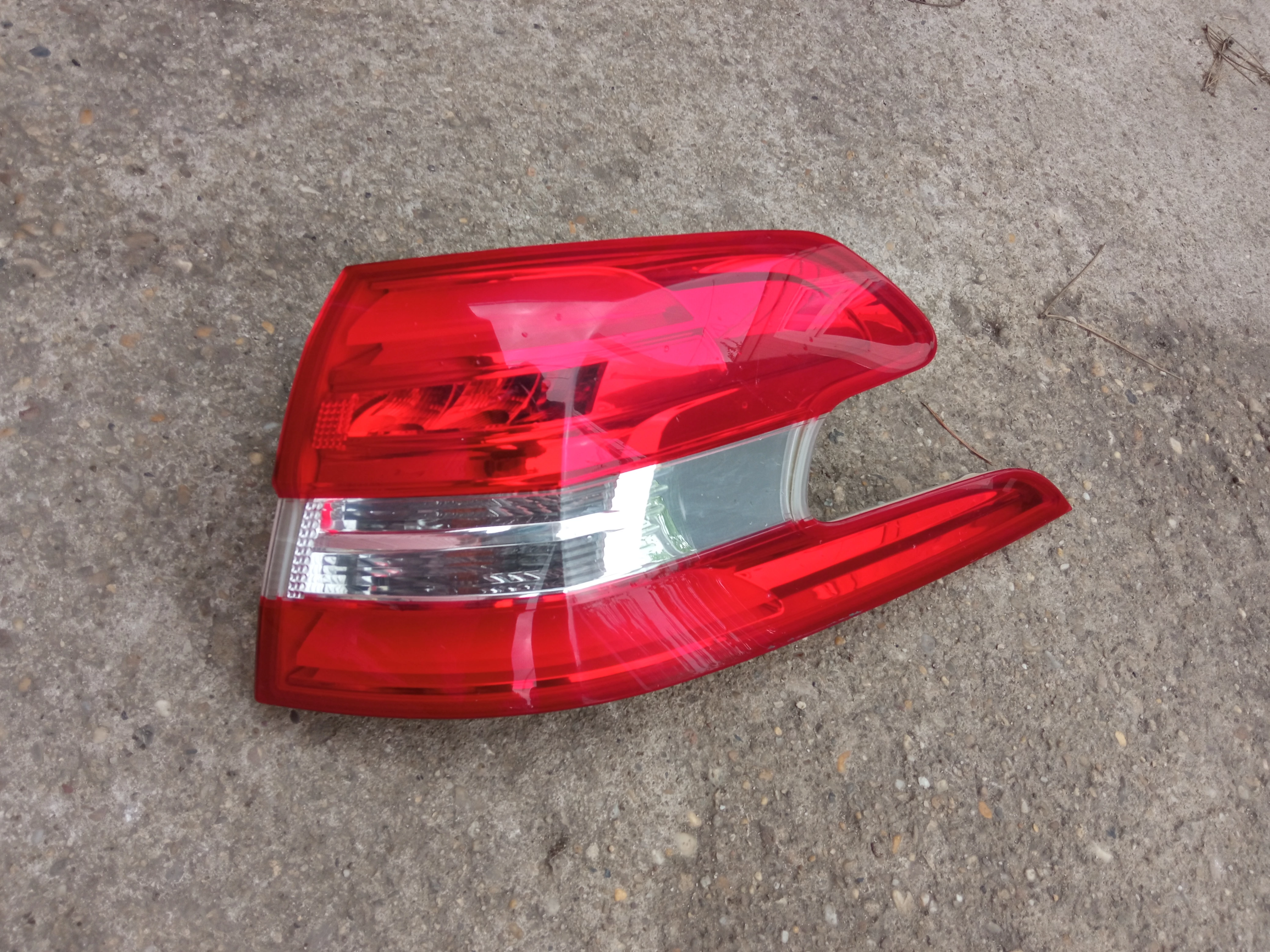 Peugeot 308 II SW Jobb hátsó külső lámpa