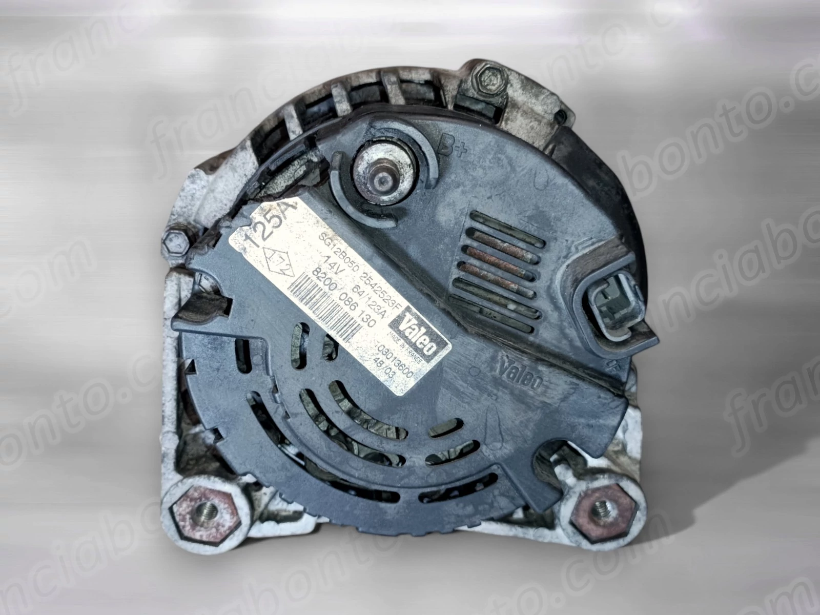 Renault 1.9 / 2.2 DCI Valeo 125A Generátor