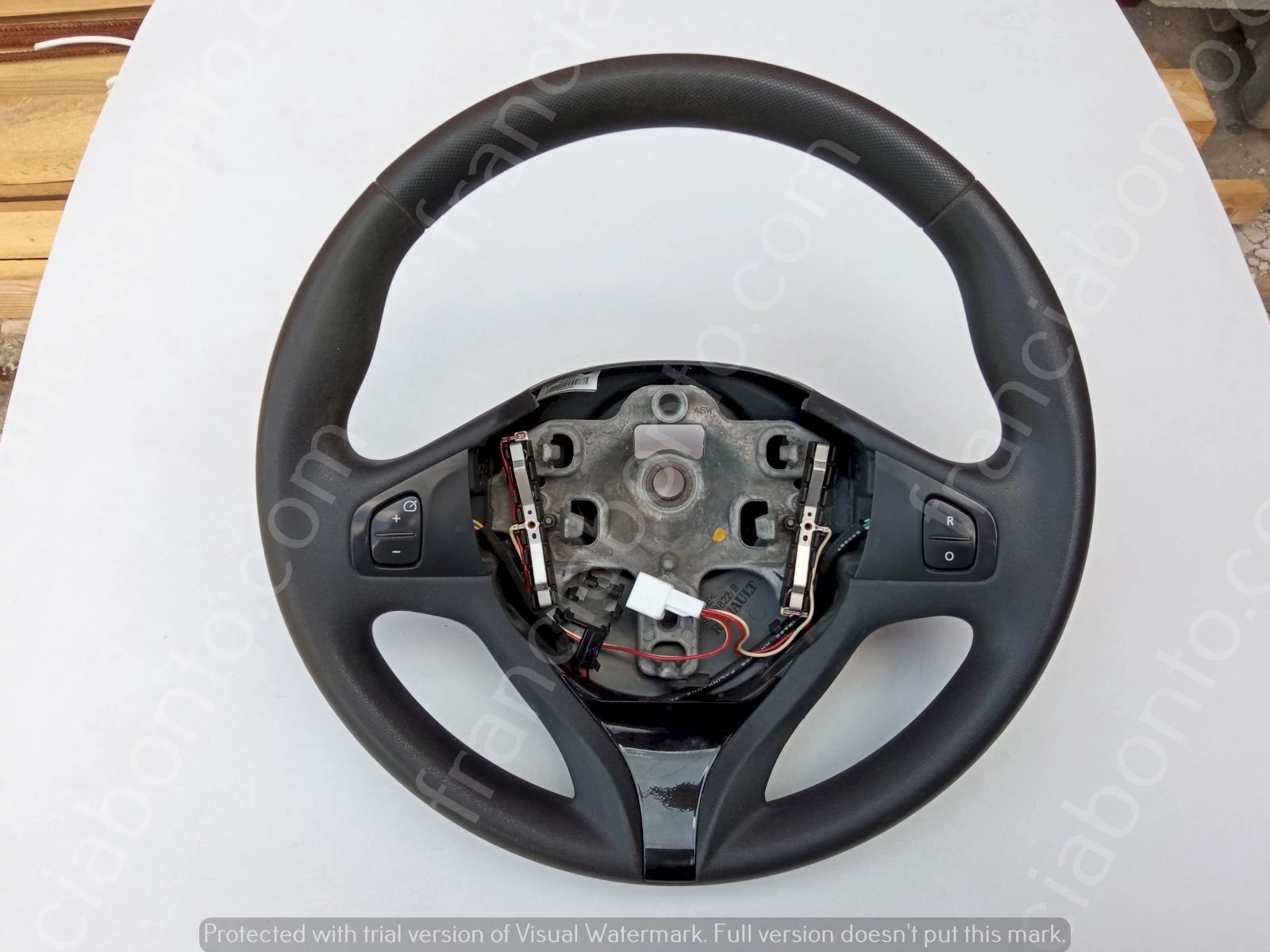 Renault Captur I / Clio IV Kormánykerék (gumi)