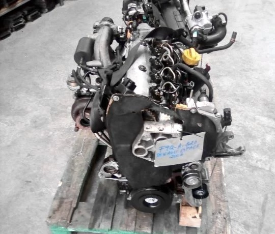 Renault 1.9 DCI Motor (fűzött blokk hengerfejjel)
