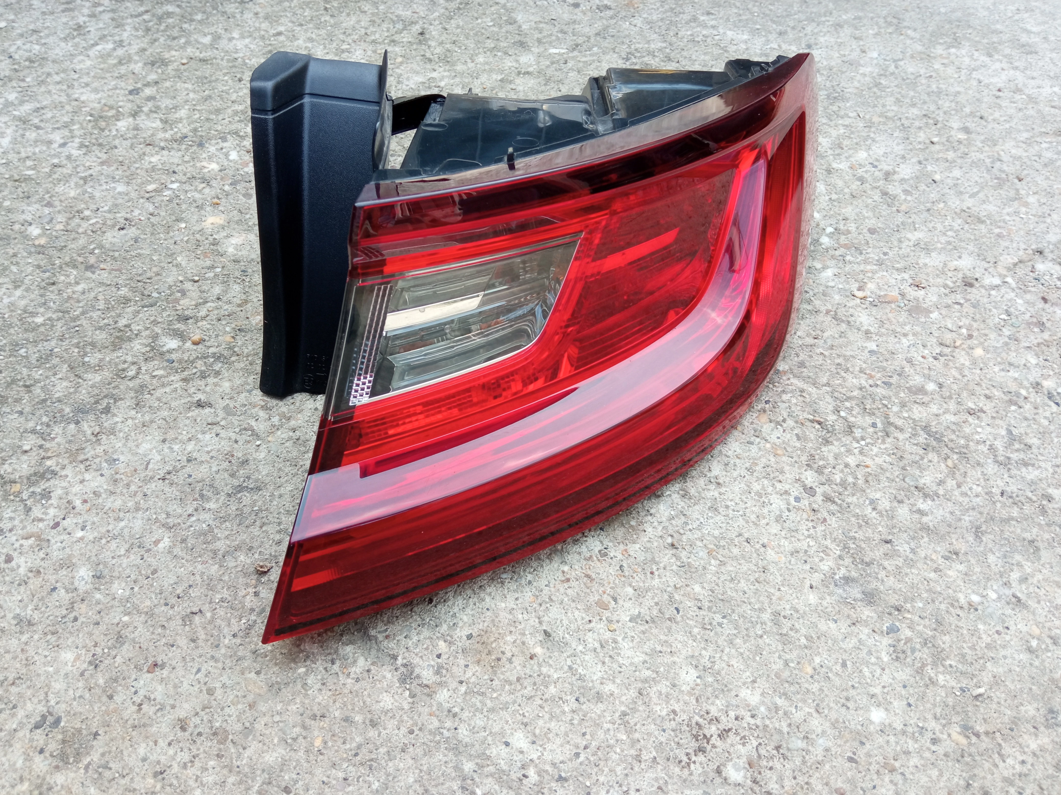 Renault Megane IV 5 ajtós Valeo Jobb hátsó külső lámpa